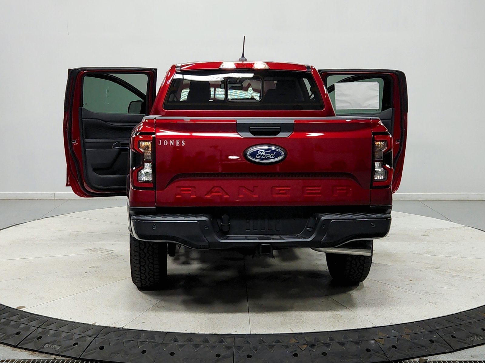 New 2026 Ruby Red Metallic Tinted Clearcoat Ford Lariat® image 15