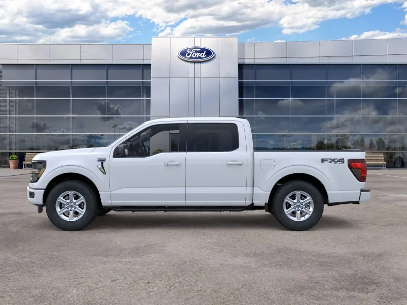 New 2026 Oxford White Ford XLT image 3