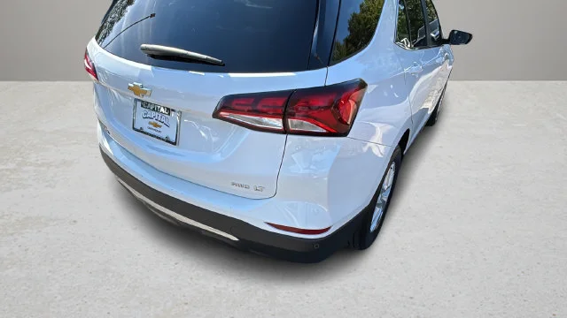 Used 2024 White Chevrolet LT image 39