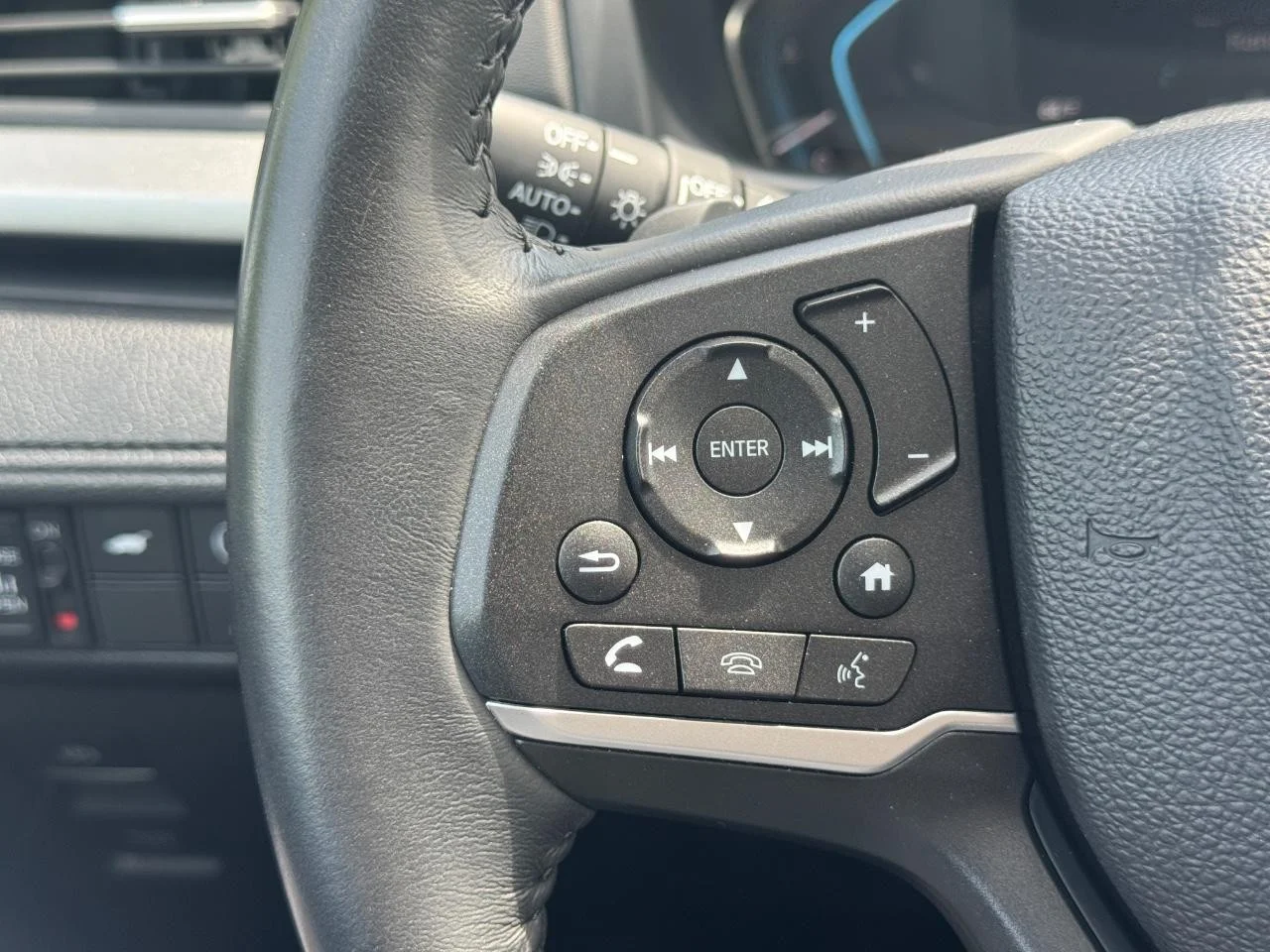 2024 Honda Odyssey EX-L - Photo 22