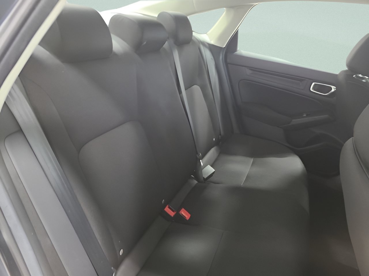 Used 2025 Meteorite Gray Metallic Honda LX image 15