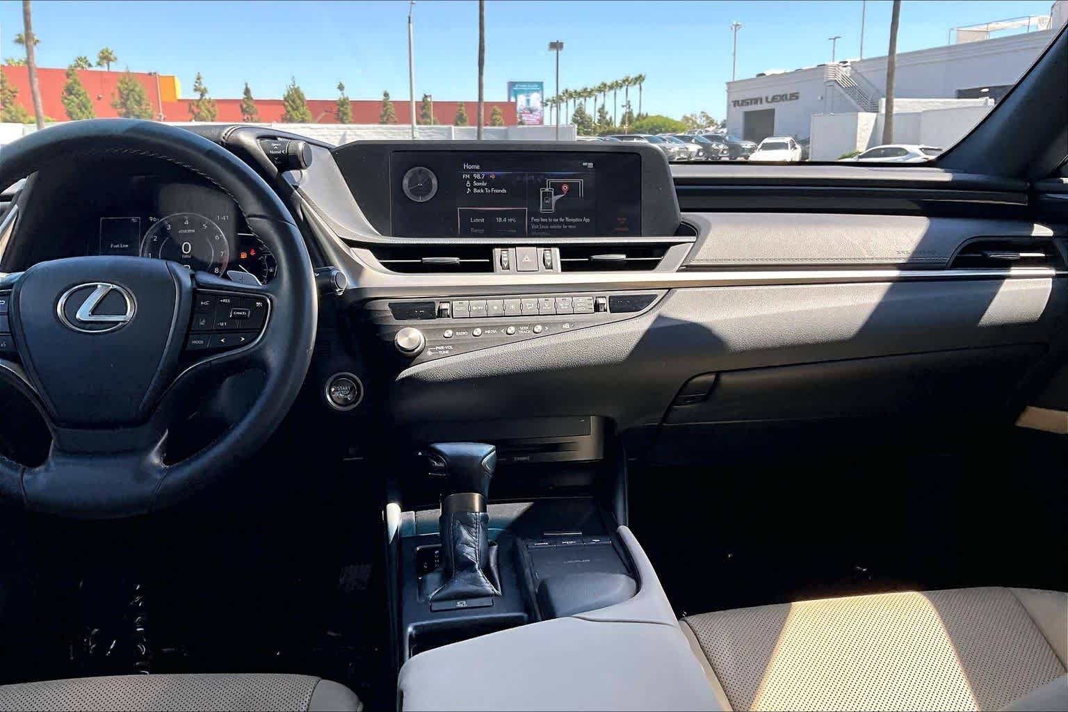 Certified Used 2021 Eminent White Pearl Lexus  image 33