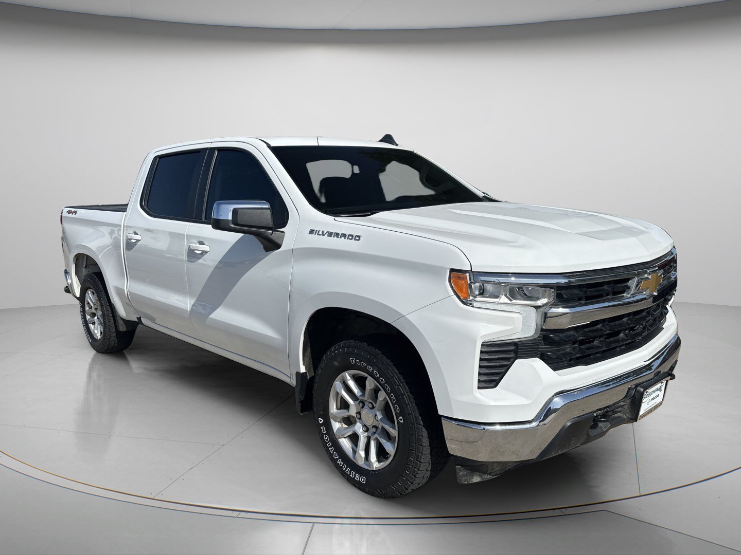 Used 2023 Summit White Chevrolet LT image 1