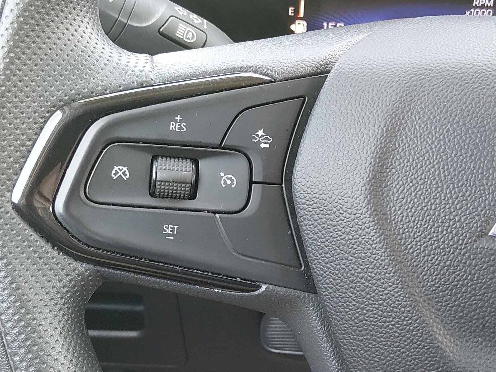 Used 2025 Mosaic Black Metallic Chevrolet LT image 28