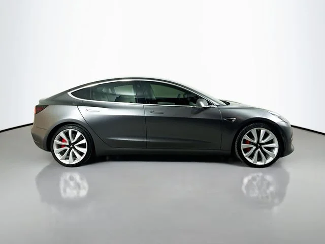 Used 2018 Gray Tesla Performance image 4