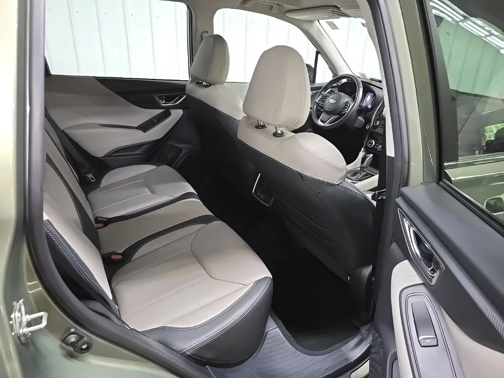 Used 2019 Jasper Green Metallic Subaru Limited image 18
