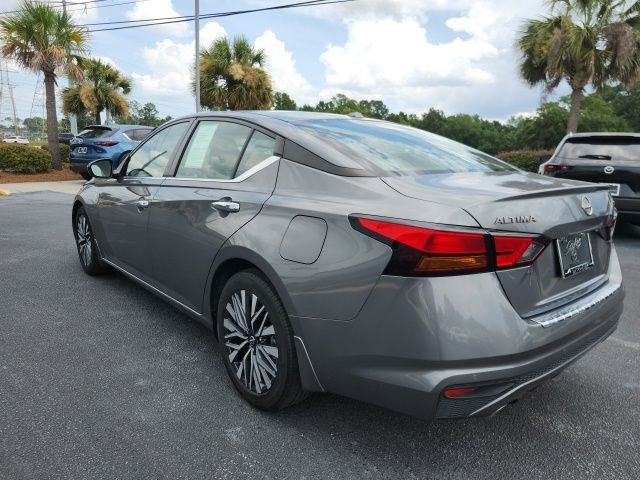 Used 2023 Gray Nissan 2.5 SV image 9
