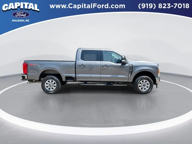 Used 2024 Gray Ford XLT image 9
