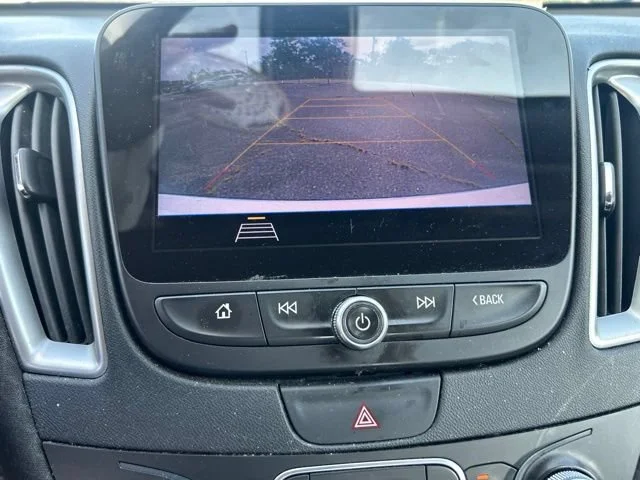 Used 2019 SUMMIT WHITE Chevrolet LS image 11