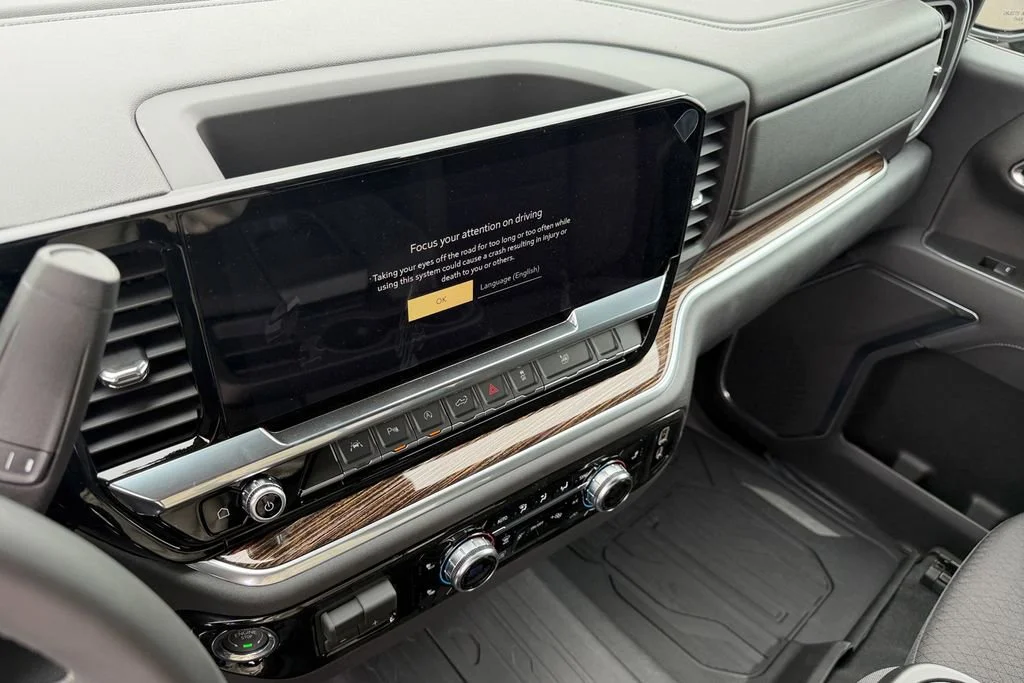 New 2026 Sterling Metallic GMC SLE image 22