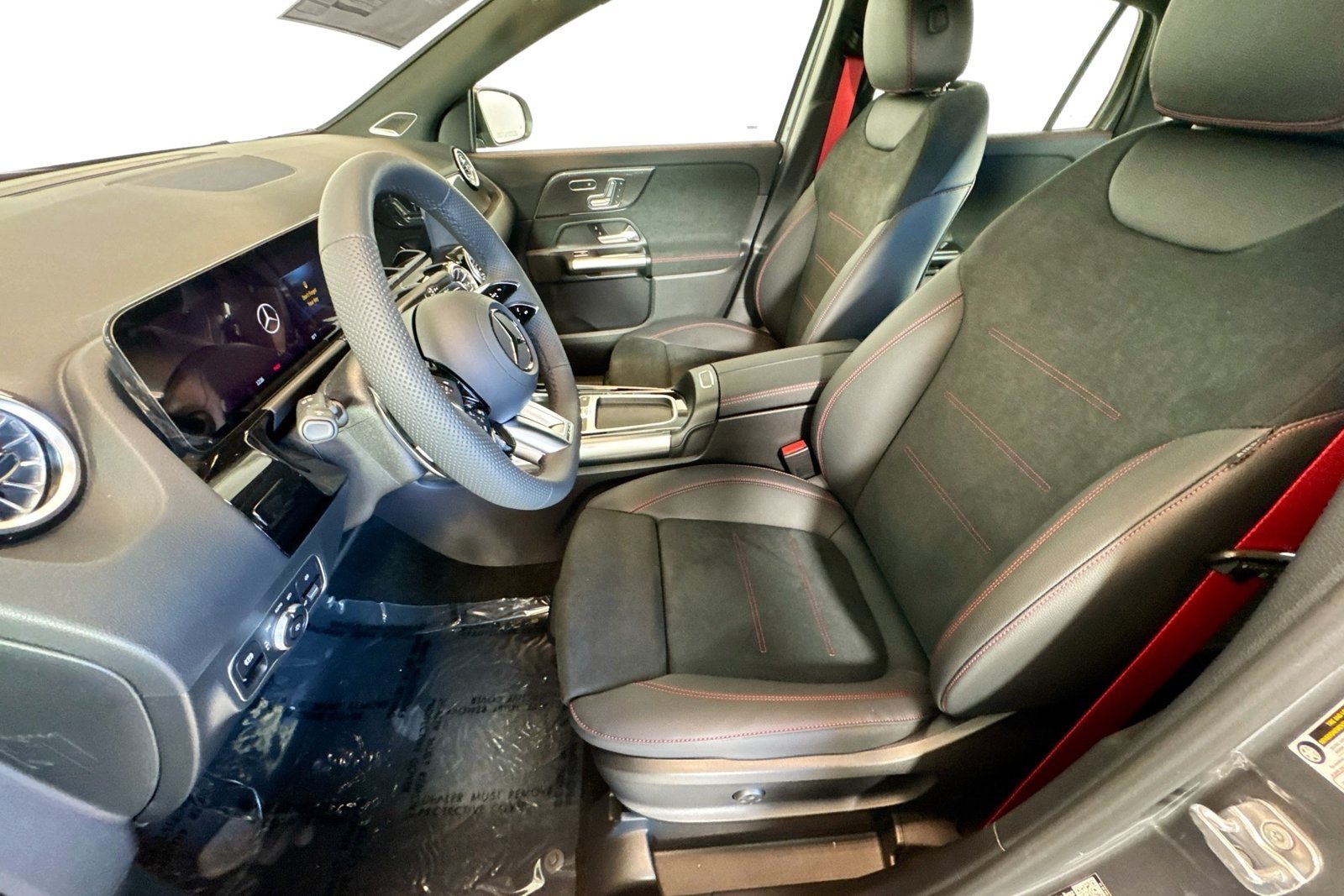 New 2026 Mountain Grey Metallic Mercedes-Benz AMG® GLA 35 image 18