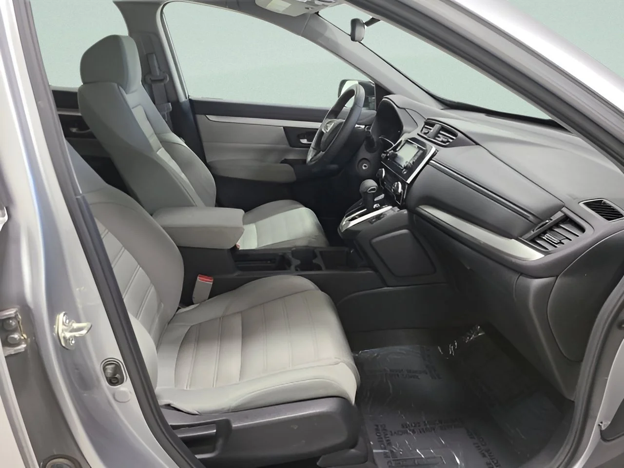 Certified Used 2020 Lunar Silver Metallic Honda LX image 11