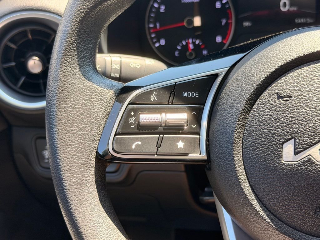 Used 2024 Gray Kia LXS image 27