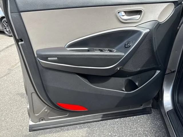Used 2018 Mineral Gray Hyundai 2.4 Base image 15