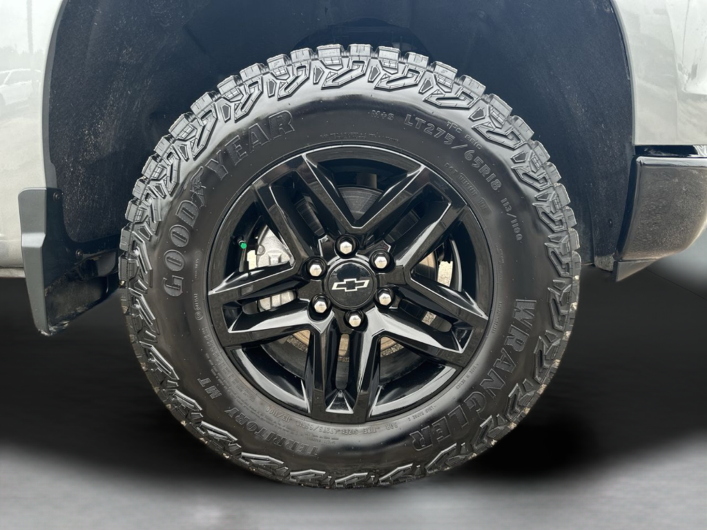 Used 2026 Gray Chevrolet Custom Trail Boss image 44
