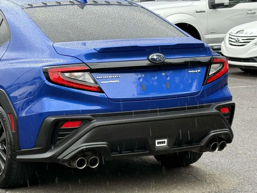 Used 2022 Blue Subaru Premium image 10