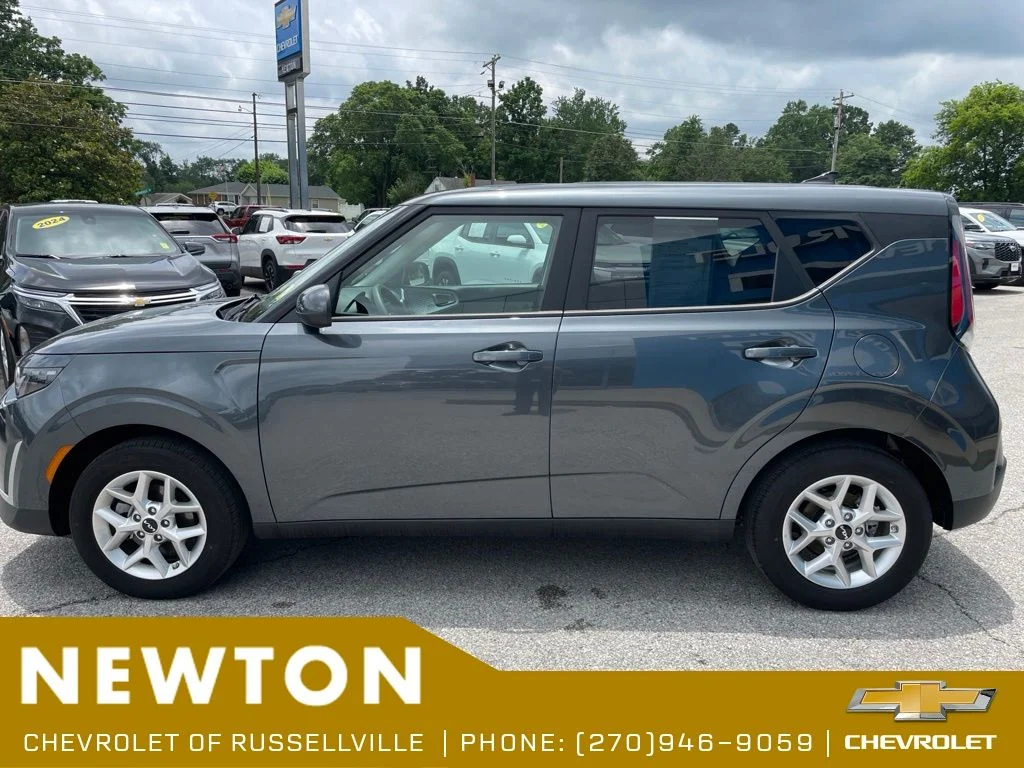 Used 2025 Gray Kia LX image 38