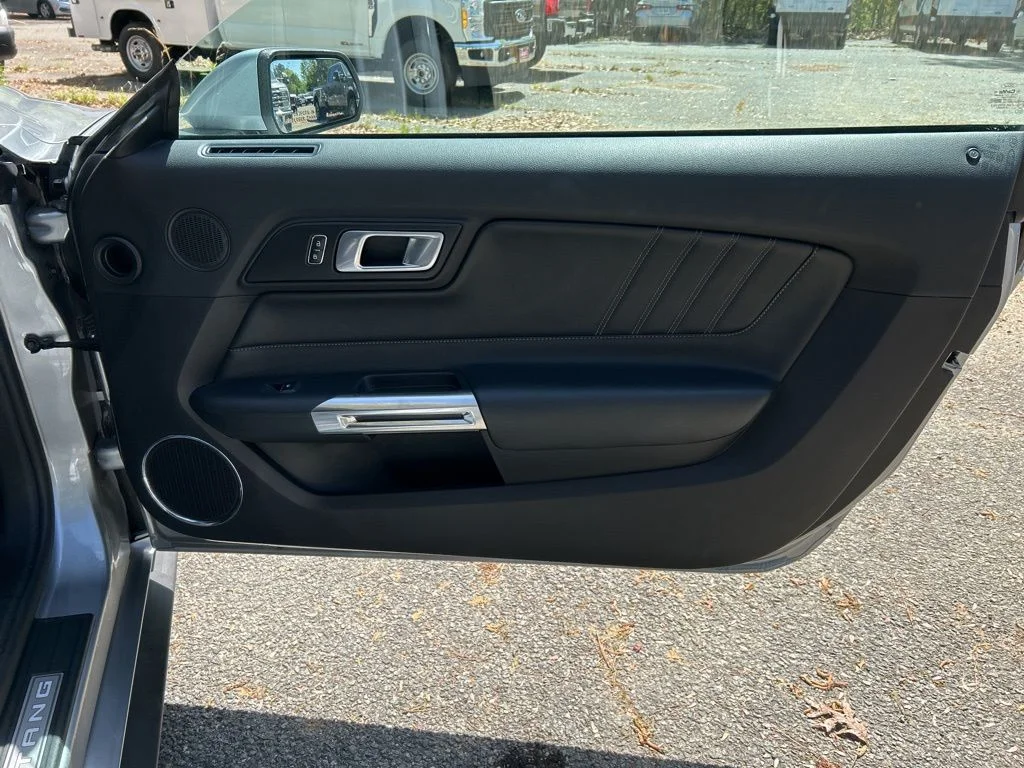 2023 Ford Mustang EcoBoost Premium - Photo 24