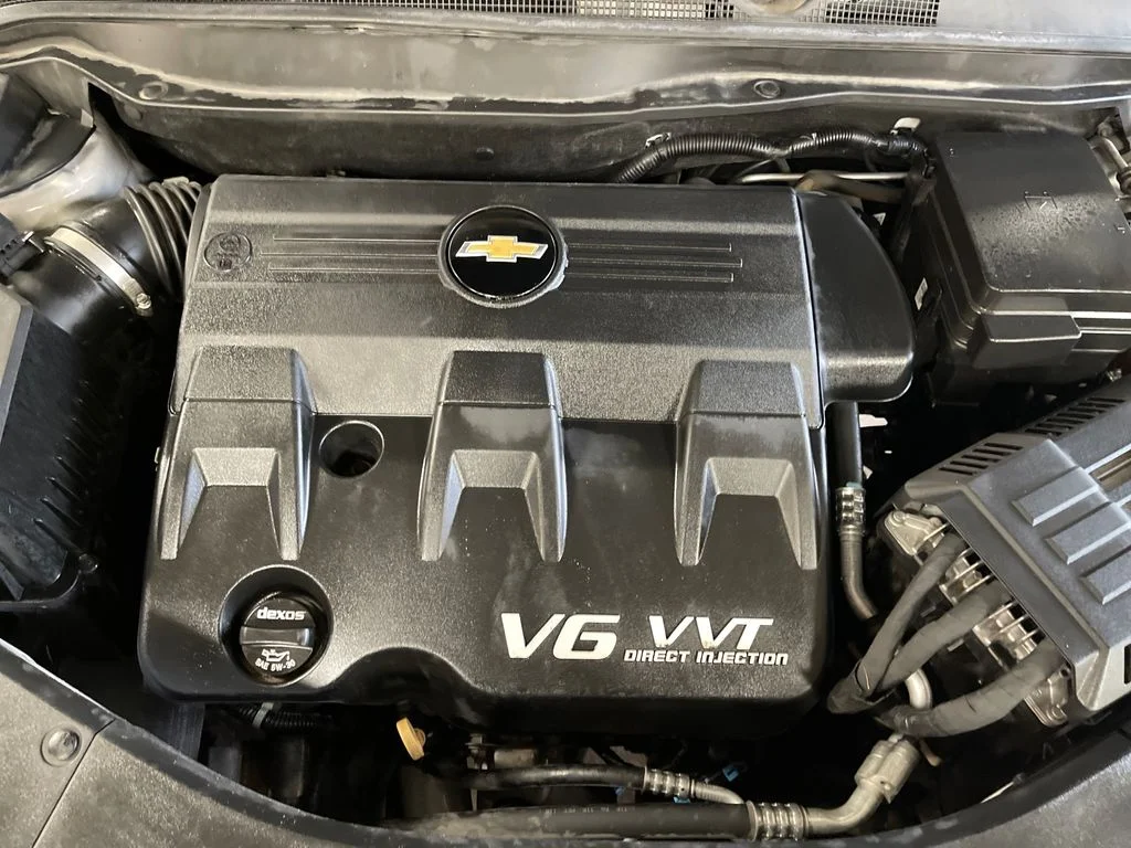Used 2017 White Chevrolet LT image 10
