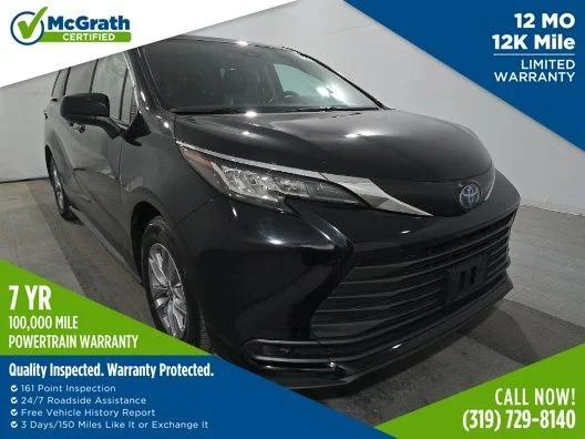 2022 Toyota Sienna LE 8-Passenger Hybrid AWD's photo