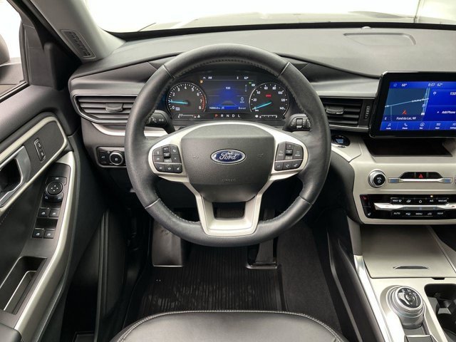 Used 2023 Agate Black Ford XLT image 16