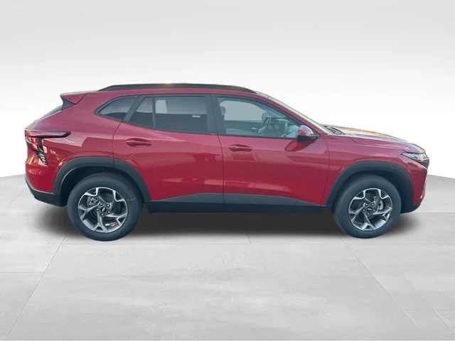 2026 Chevrolet Trax LT - Photo 6