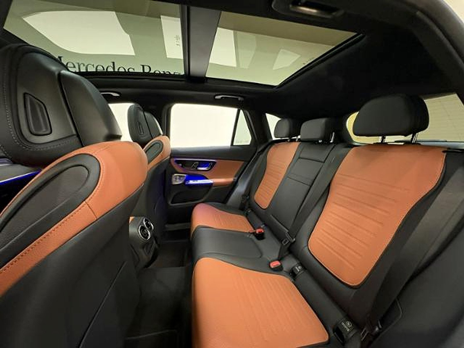 New 2026 Polar White Mercedes-Benz 300 image 18