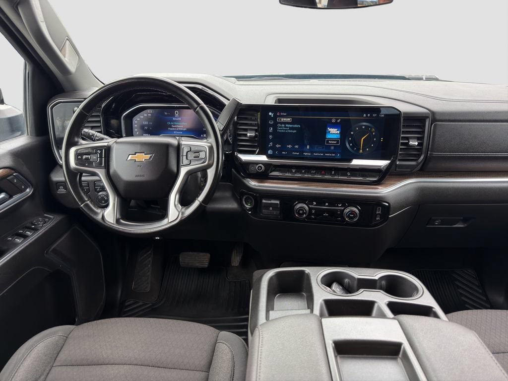 Used 2024 Lakeshore Blue Metallic Chevrolet LT image 14