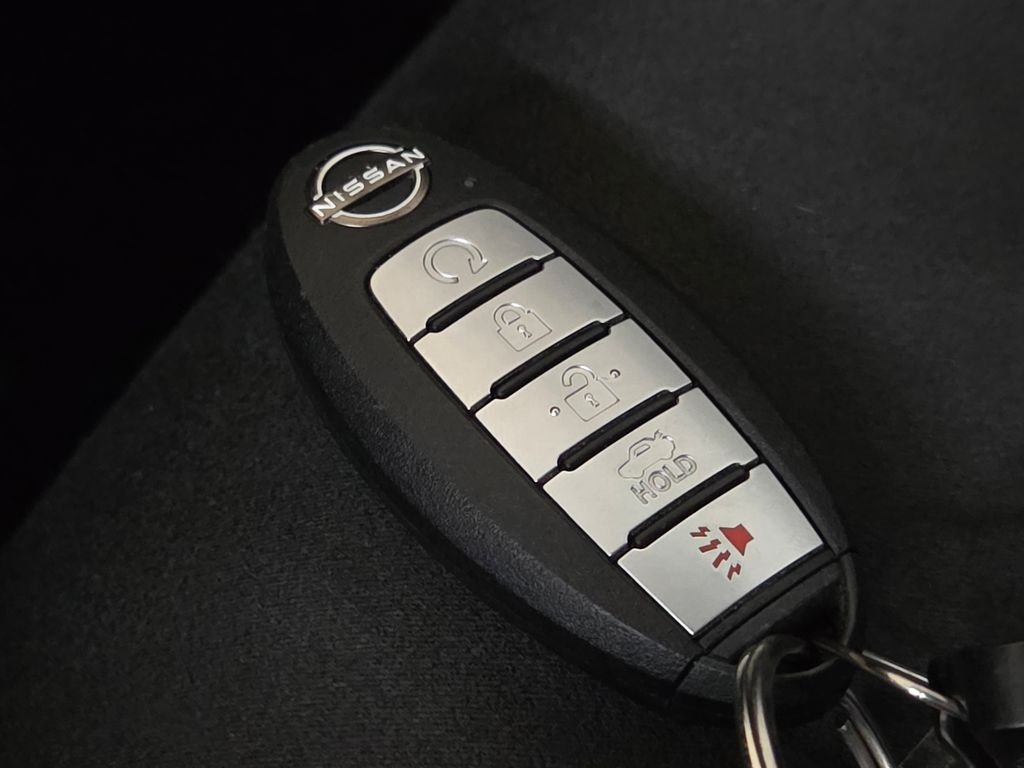 Used 2023 White Nissan 2.5 SV image 36