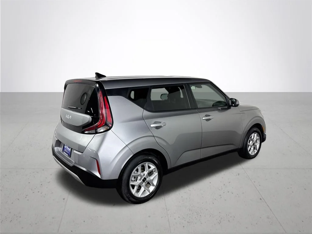 Used 2025 Gray Kia LX image 6