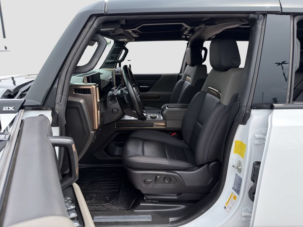 Used 2024 Interstellar White GMC 2X image 9