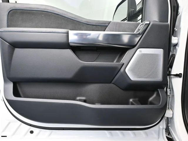 2025 Ford F-250 Super Duty Platinum - Photo 19