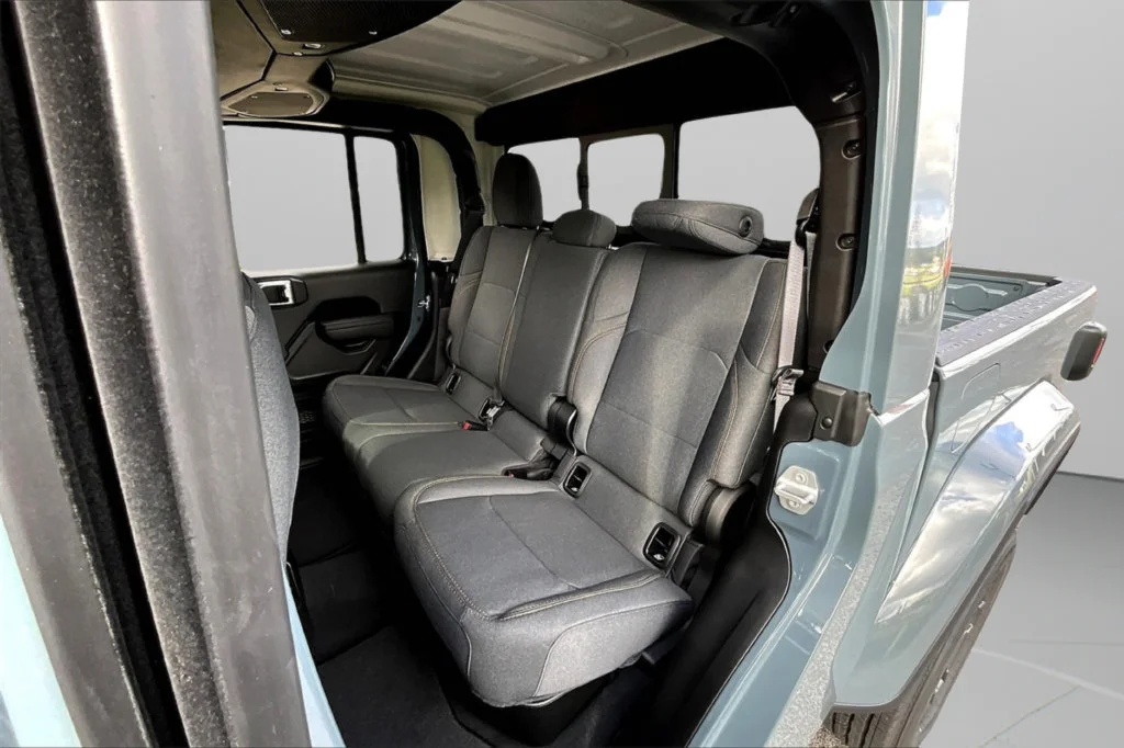 2025 Jeep Gladiator Sport S - Photo 24