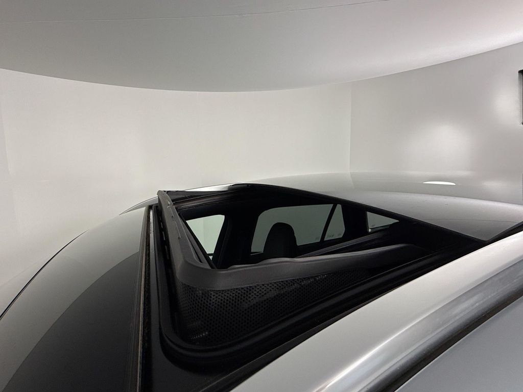 2025 Mercedes-Benz GLC Base - Photo 23