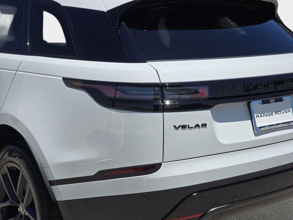 New 2026 Fuji White LAND ROVER S image 36