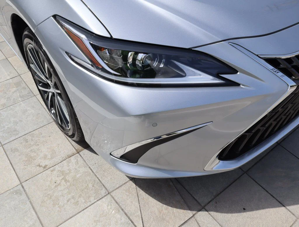 Used 2025 Silver Lexus 350 image 16