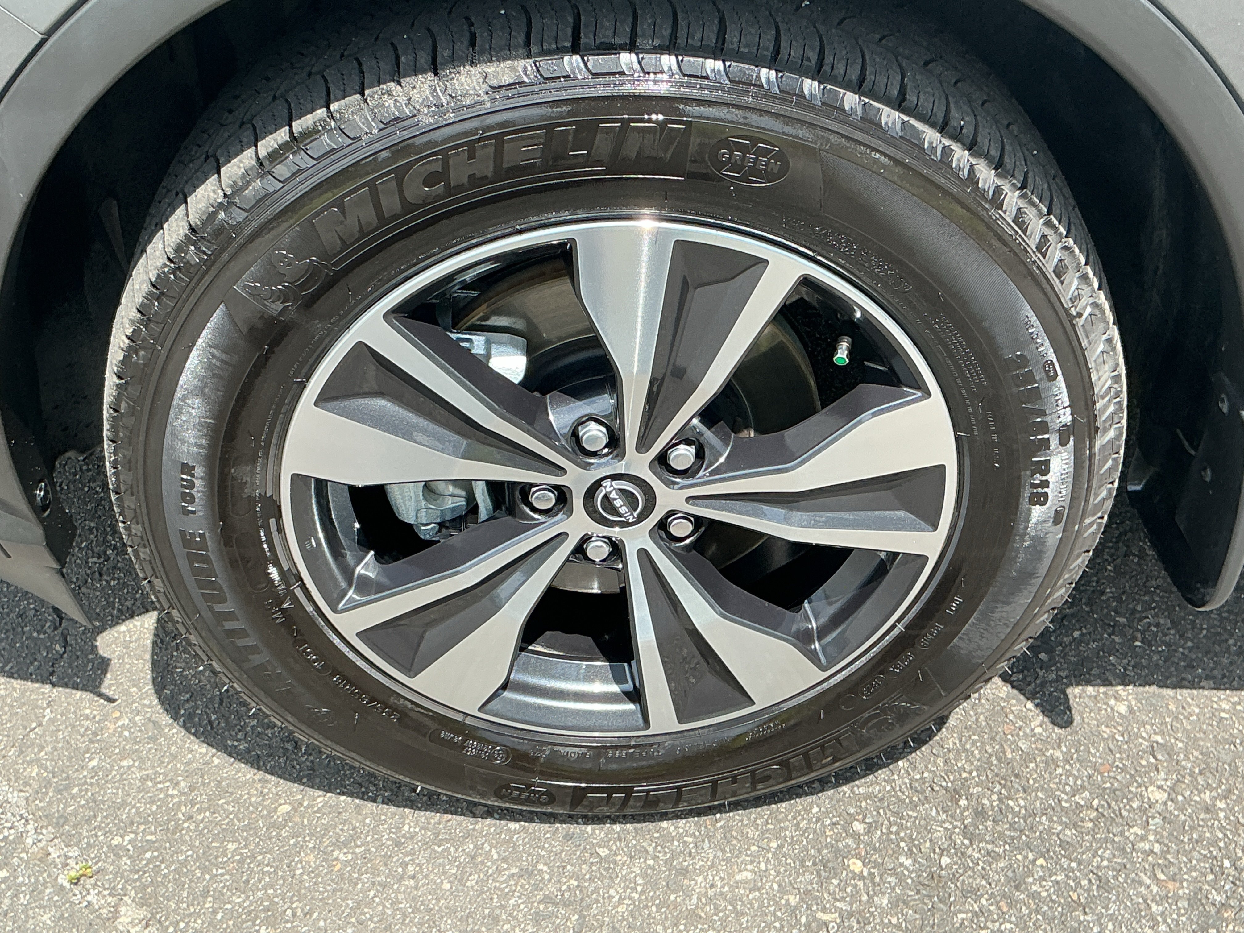 Used 2024 Gun Metallic Nissan SV image 9