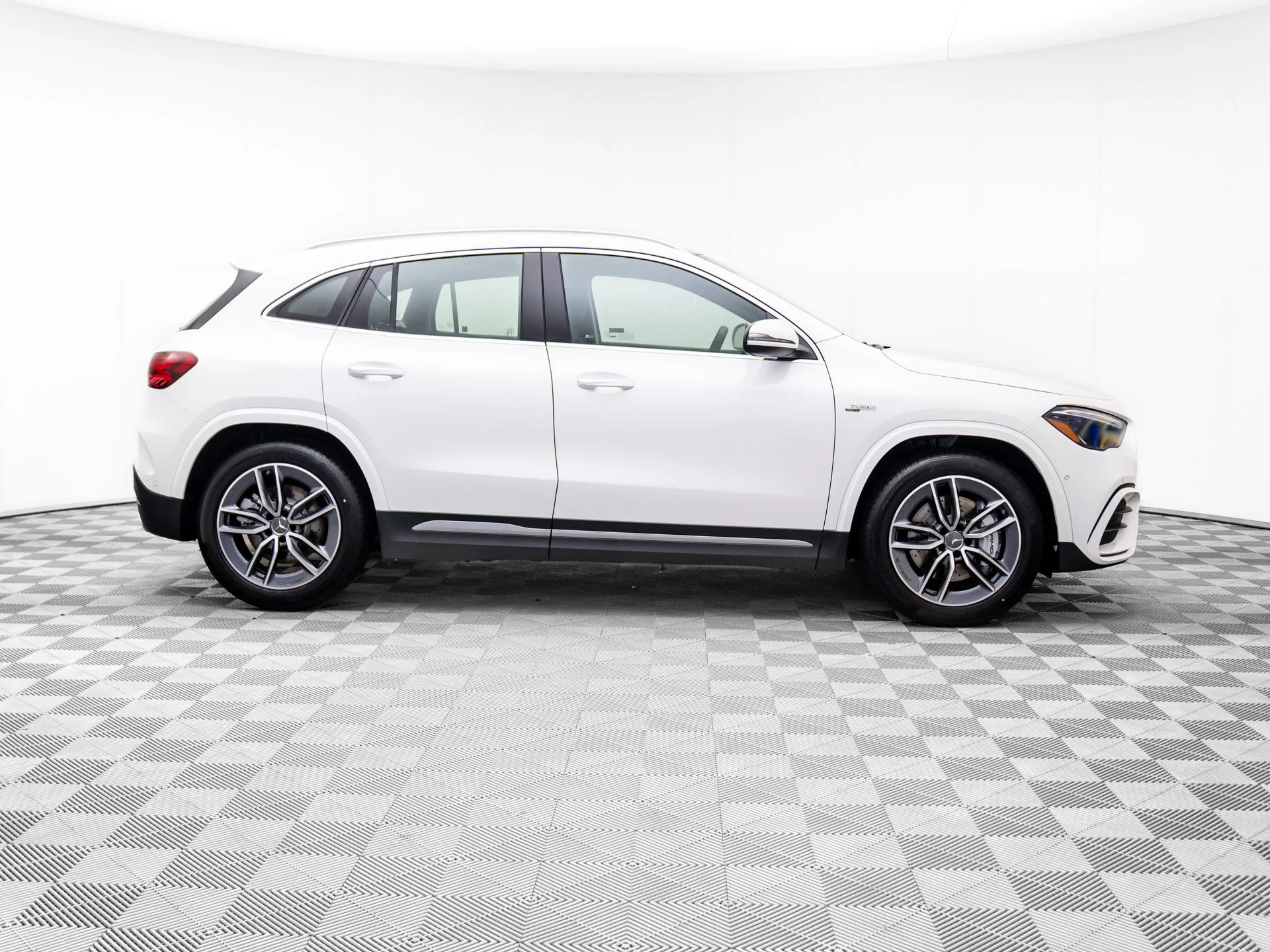 New 2026 White Mercedes-Benz GLA 35 AMG® image 6