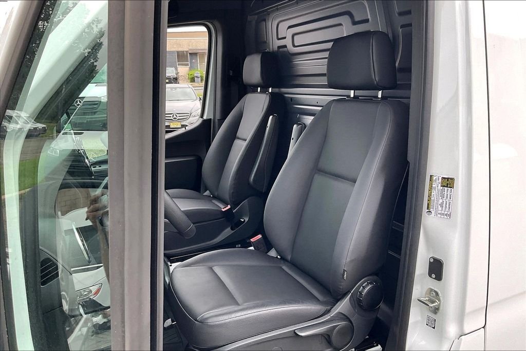2026 Mercedes-Benz Sprinter Cargo Van Base - Photo 17