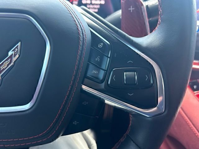 Used 2021 White Chevrolet Stingray image 15