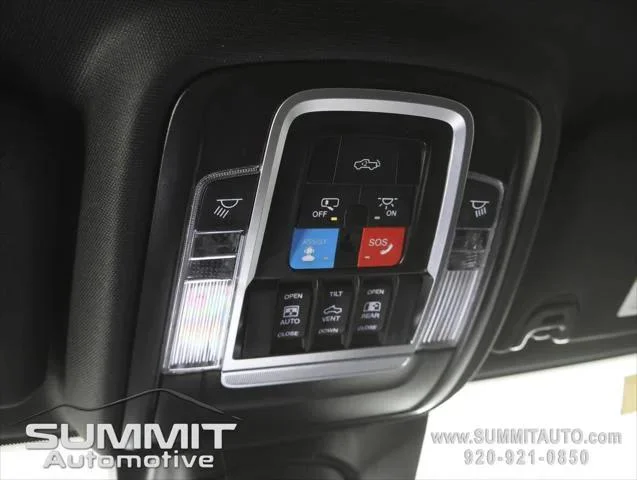 New 2026 Granite Crystal Metallic Clear-Coat Exterior Paint RAM LARAMIE image 68