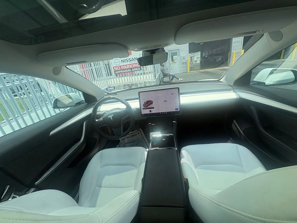 Used 2023 White Tesla Base image 11
