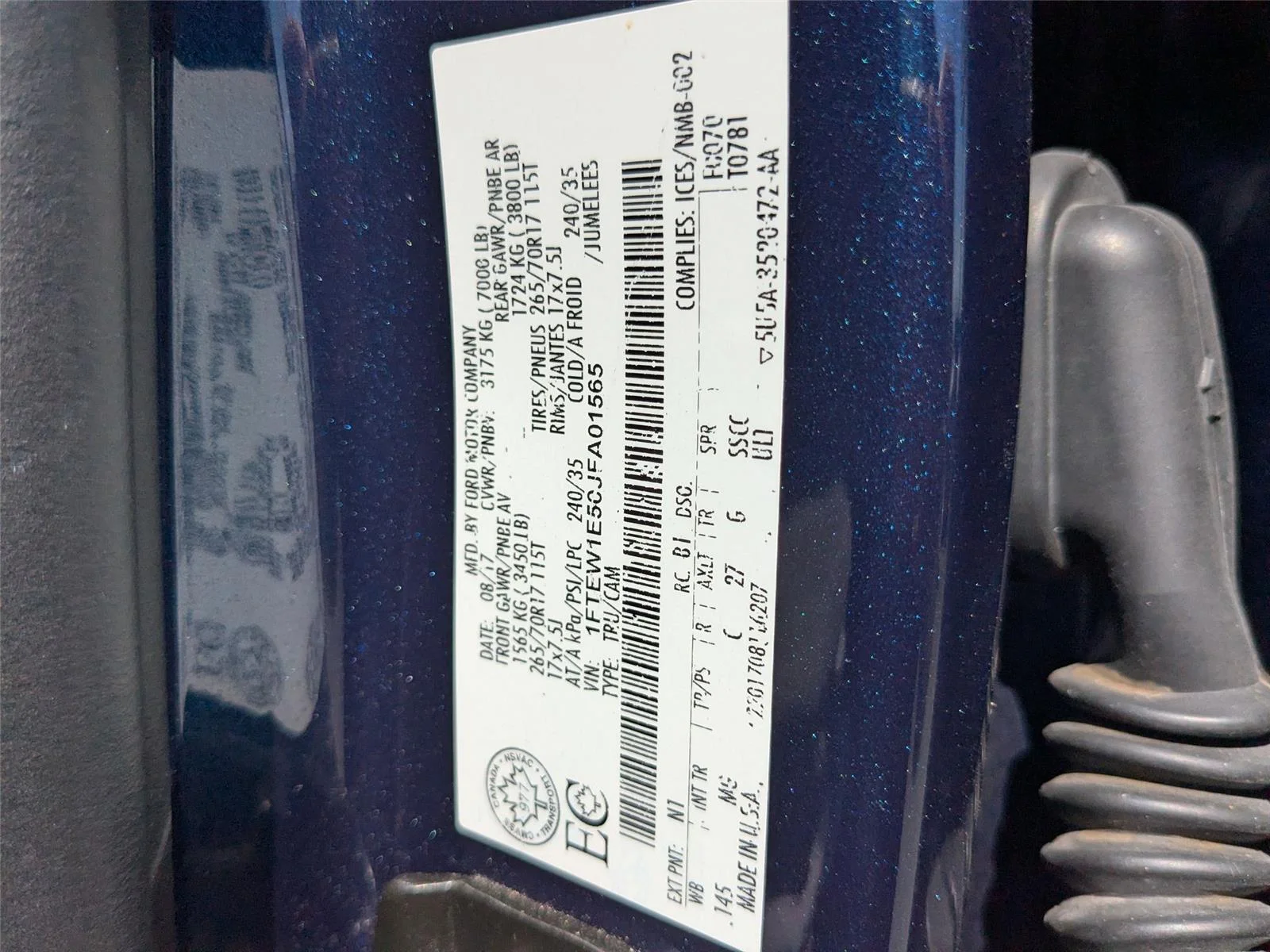 Used 2018 Blue Jeans Metallic Ford XLT image 37