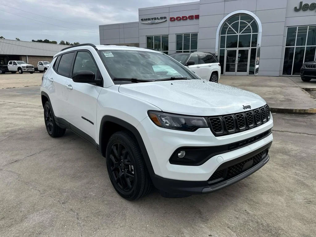 New 2026 White Jeep Latitude image 2