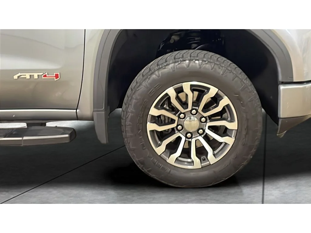 Used 2019 Satin Steel Metallic GMC AT4 image 21