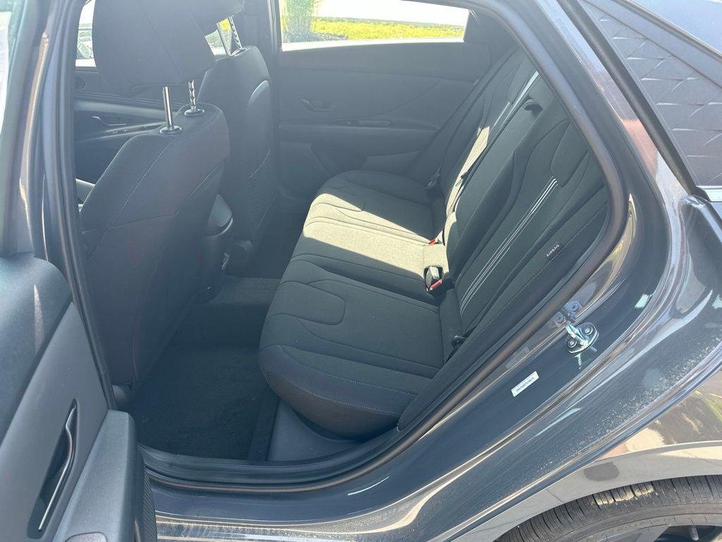 New 2026 Gray Hyundai SEL Sport Premium image 22