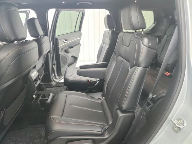 New 2026 Silver Zynith Jeep Limited image 34