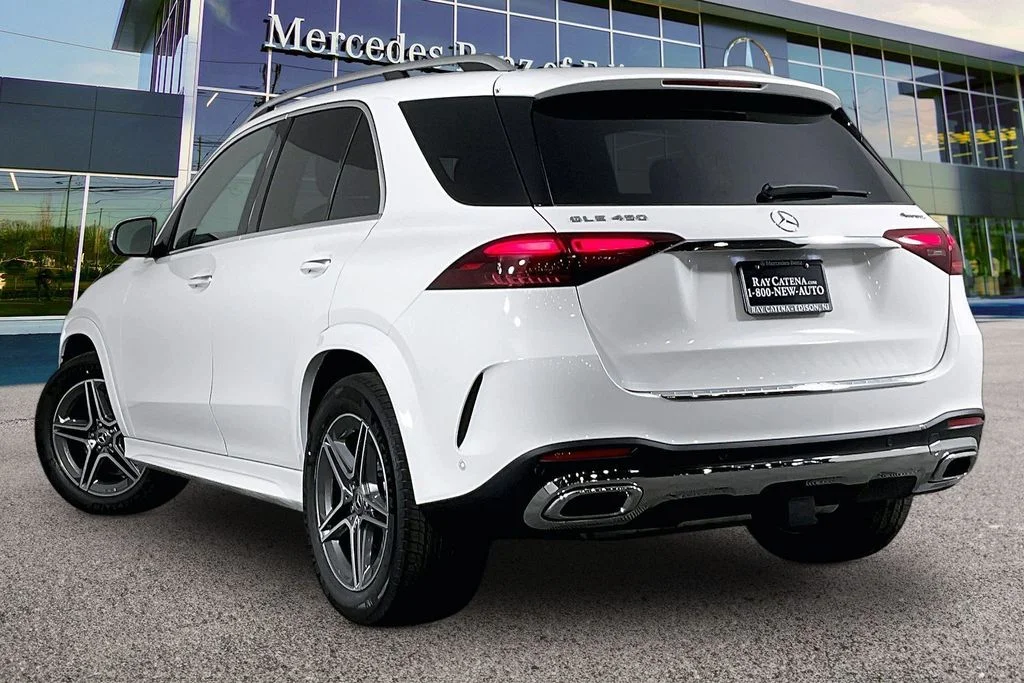New 2026 White Mercedes-Benz GLE 450 image 3