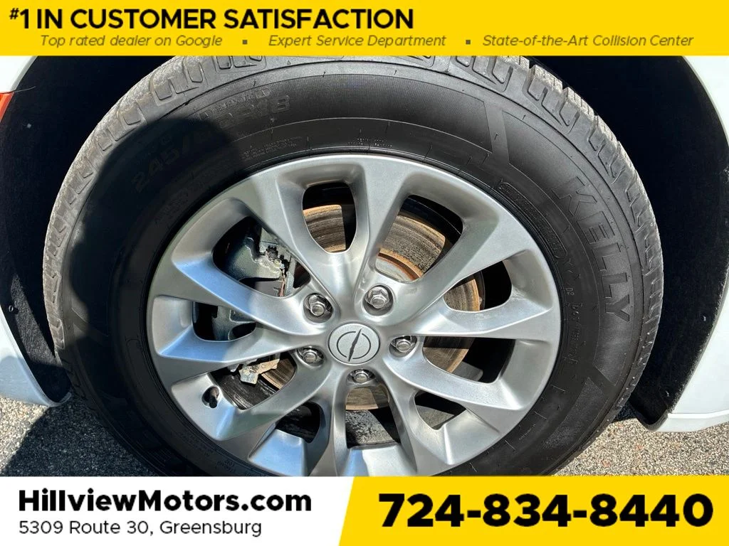 Used 2026 Bright White Clearcoat Chrysler Limited image 14