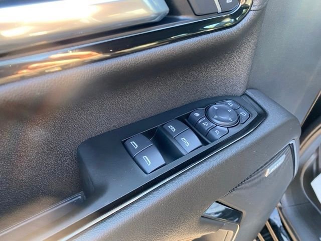 Used 2025 Black GMC AT4 image 26